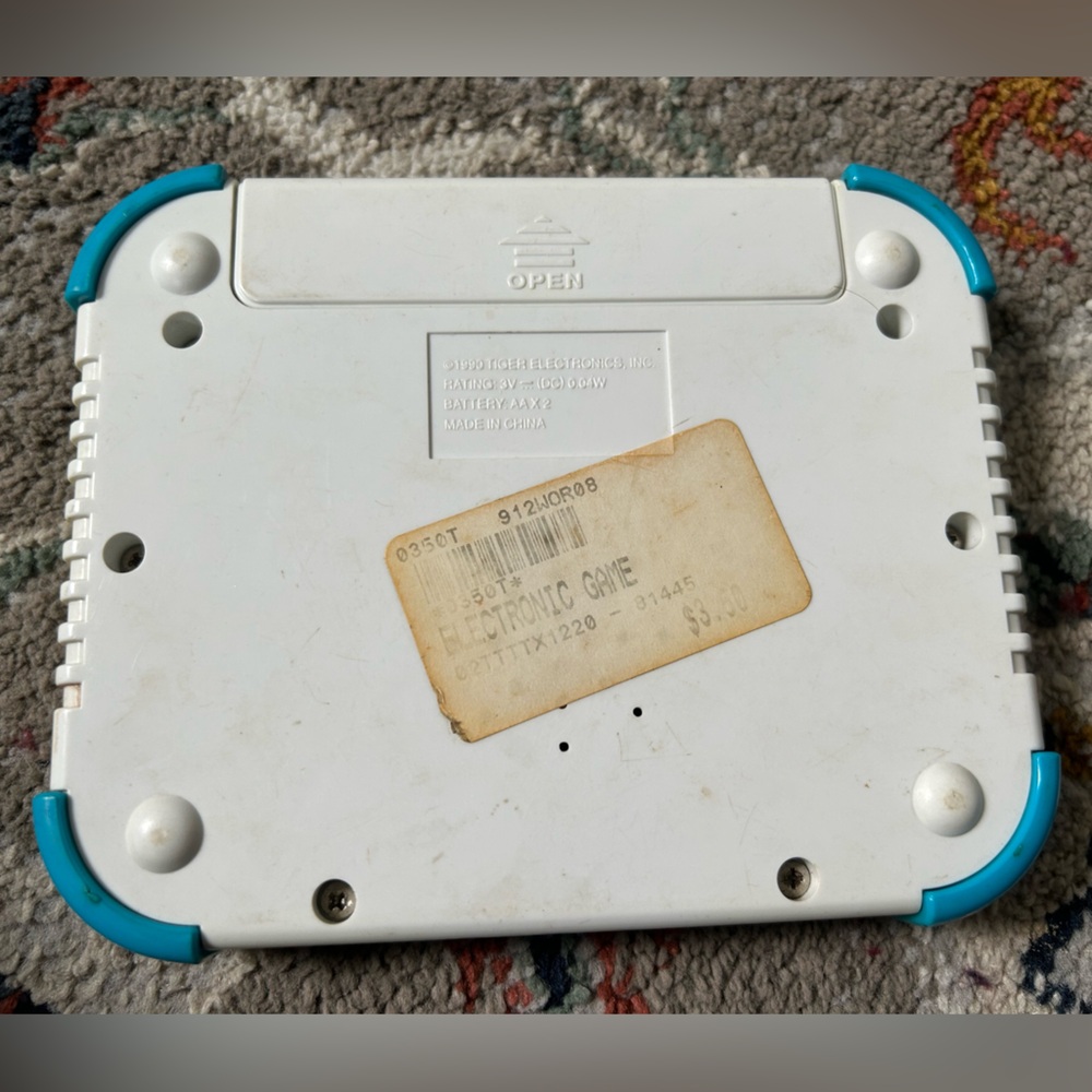 Vintage Little Mermaid Handheld Game - Picture 2 of 2